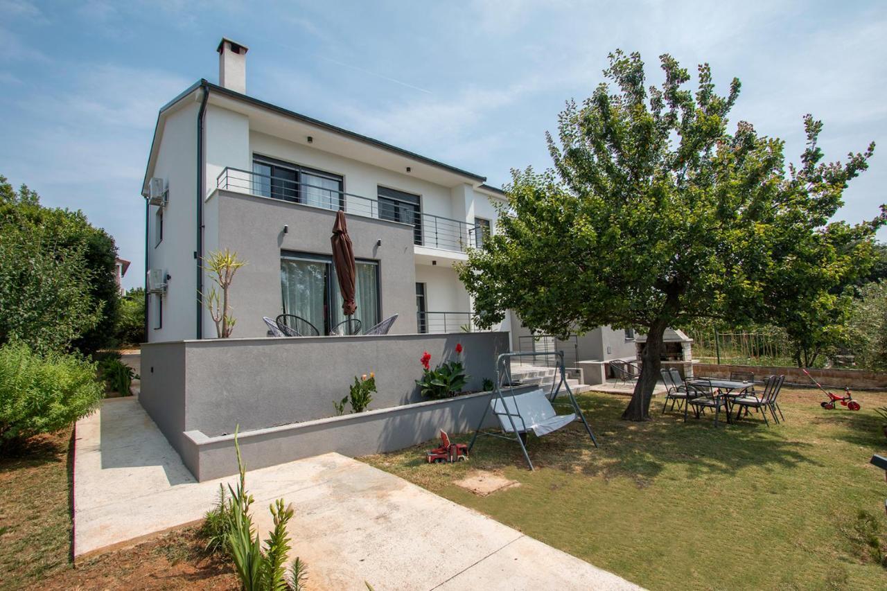 Apartman Olea Pola Esterno foto